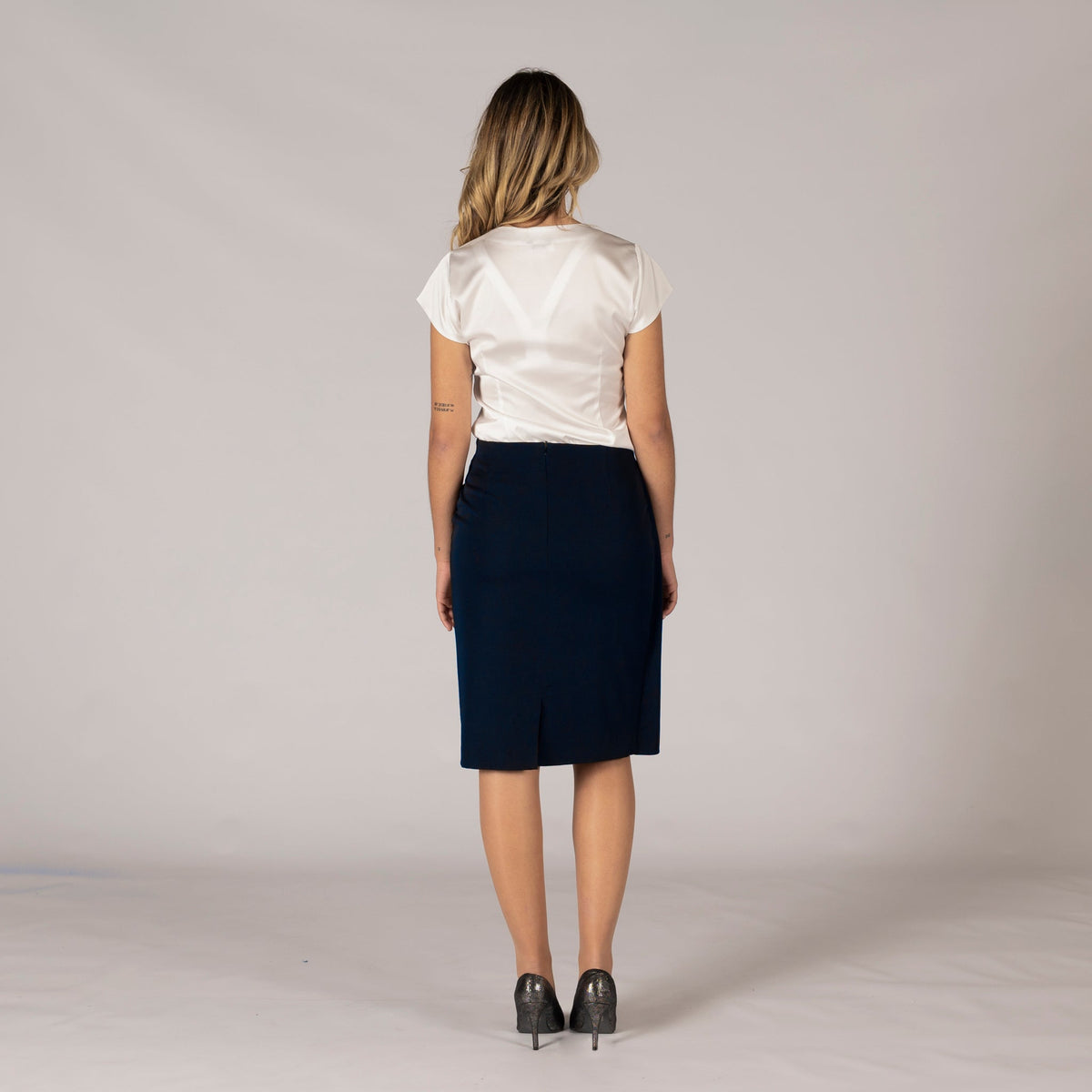 FALDA CRUZADA SIN BOLSILLOS TRIVIAL - Gary's
