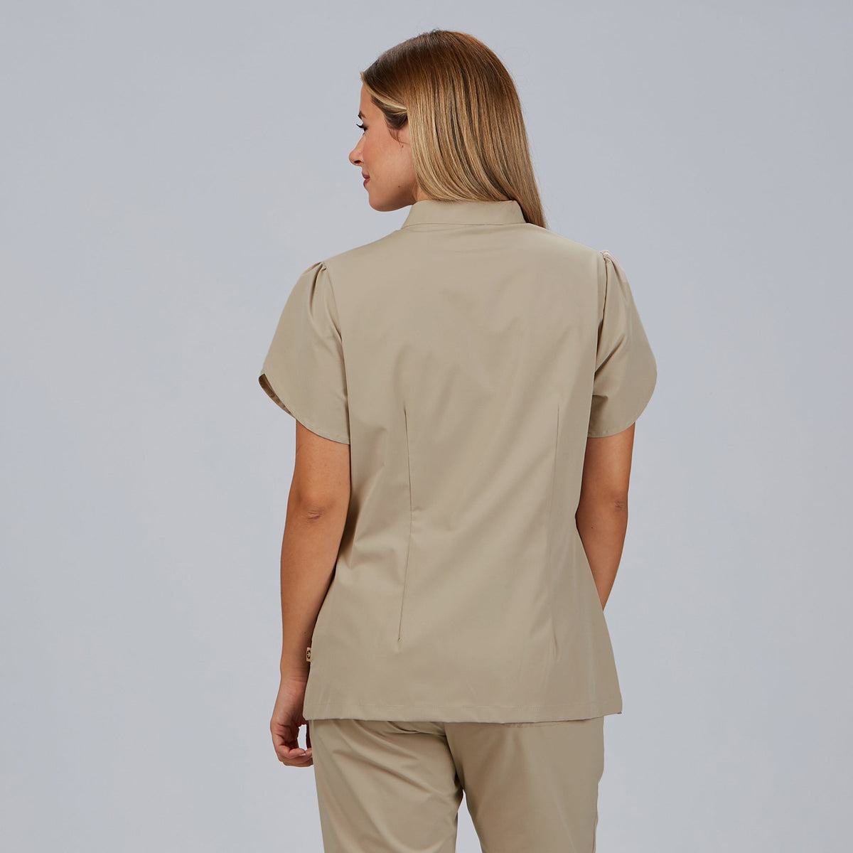 BLUSA MUJER BOTON OCULTO M/C LINA - Gary's