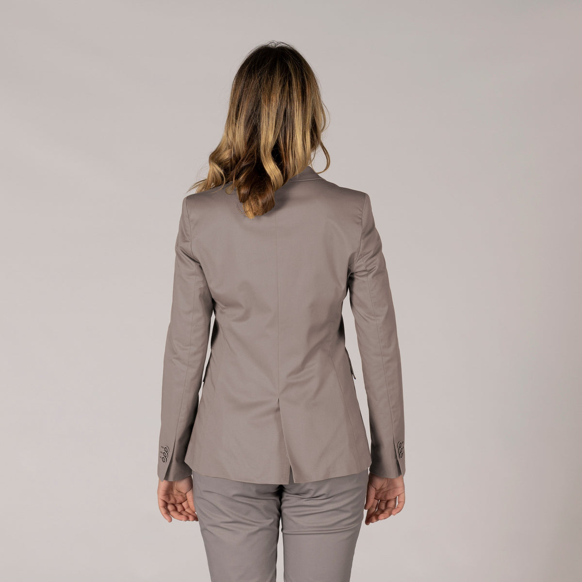 AMERICANA MUJER 2 BOTONES COLD - Gary's