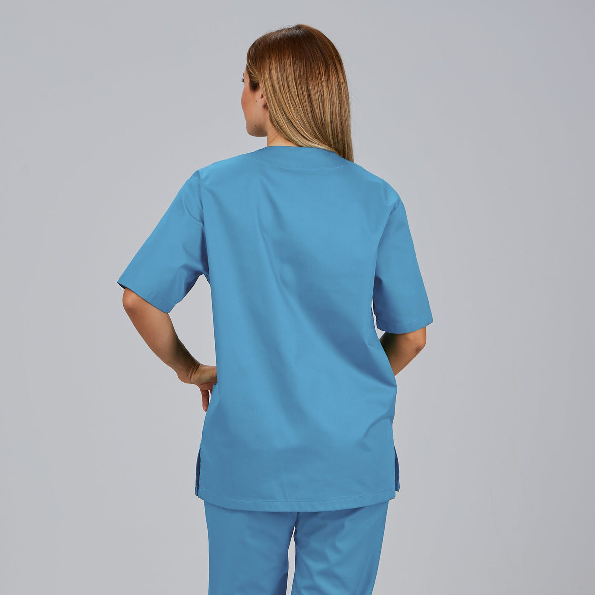CONJUNTO UNISEX BLUSA CUELLO PICO /PANTALON GOMA ENTERA - Gary's