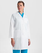 VACCINE WOMAN - Roly