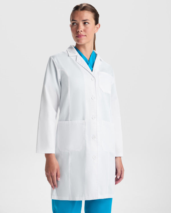 VACCINE WOMAN - Roly