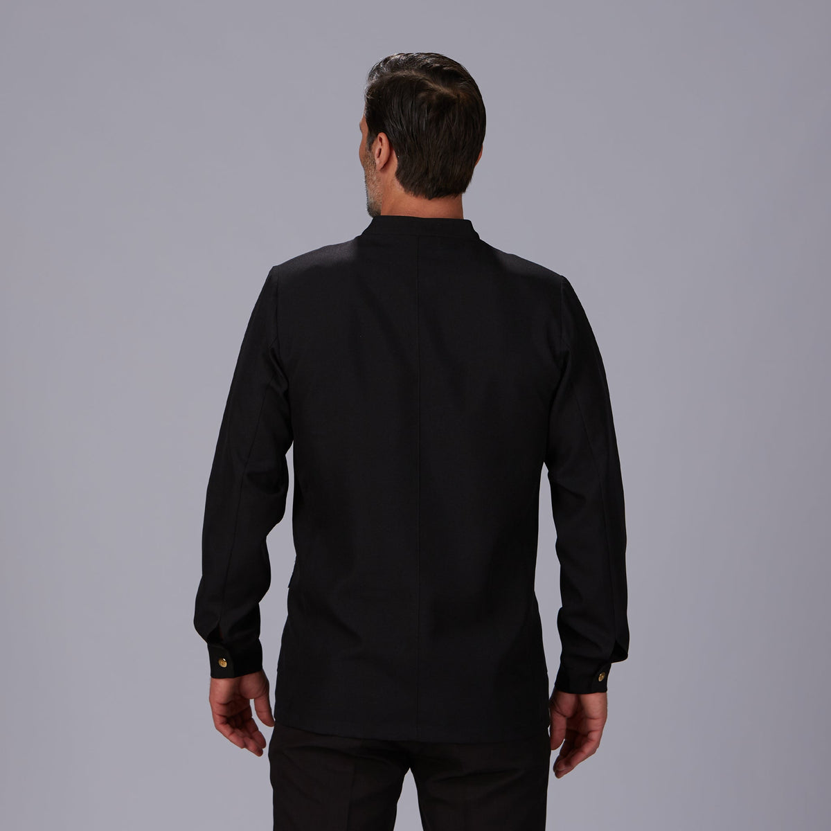 CHAQUETA HOMBRE MAO NEGRA BOTON DORADO - Gary's