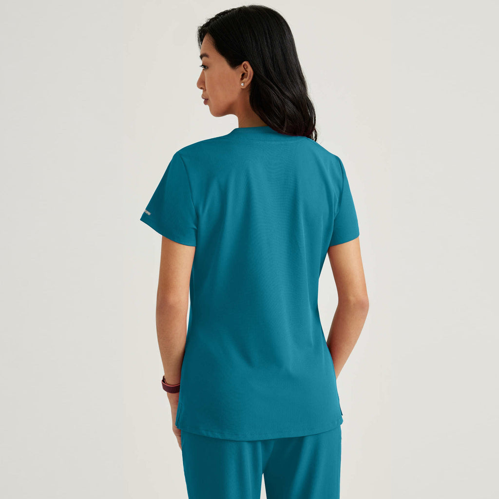 DIGNITY TUCK-IN TOP BY BARCO - Gary's
